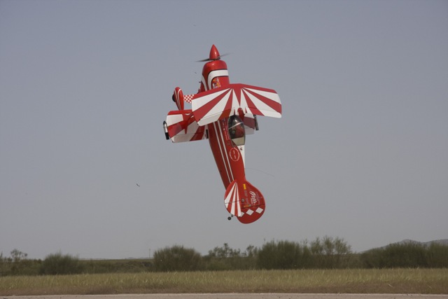 Download EUG001340 (640Wx427H)